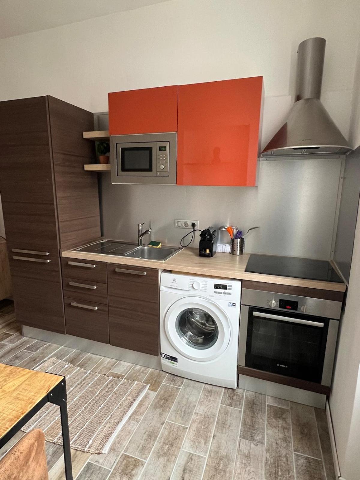 Cozy Old Appartement Antibes